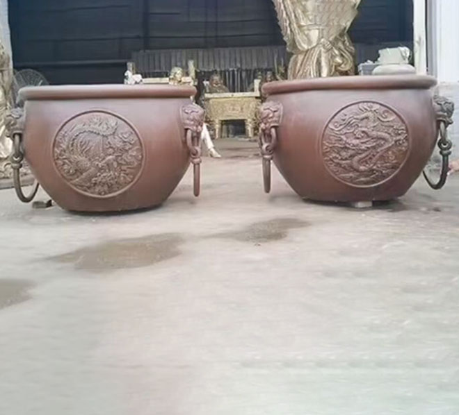 铸铜大缸雕塑的厂家怎么选？